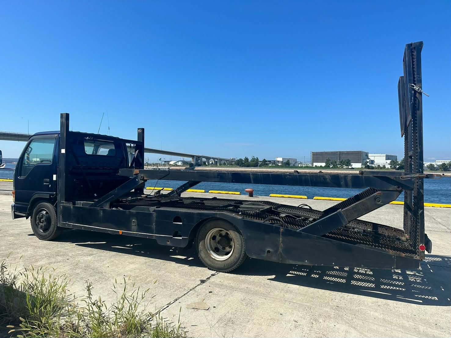 ISUZU  ELF tow truck — thumbnail 9