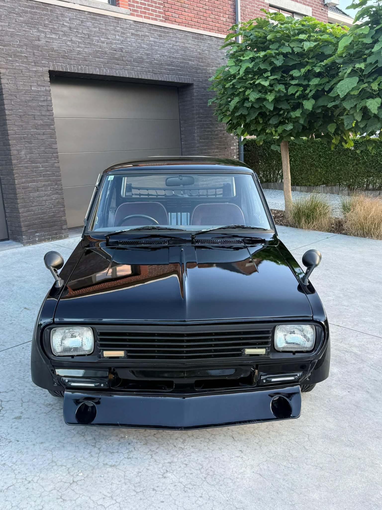 Nissan  Sunny pickup truck — thumbnail 26