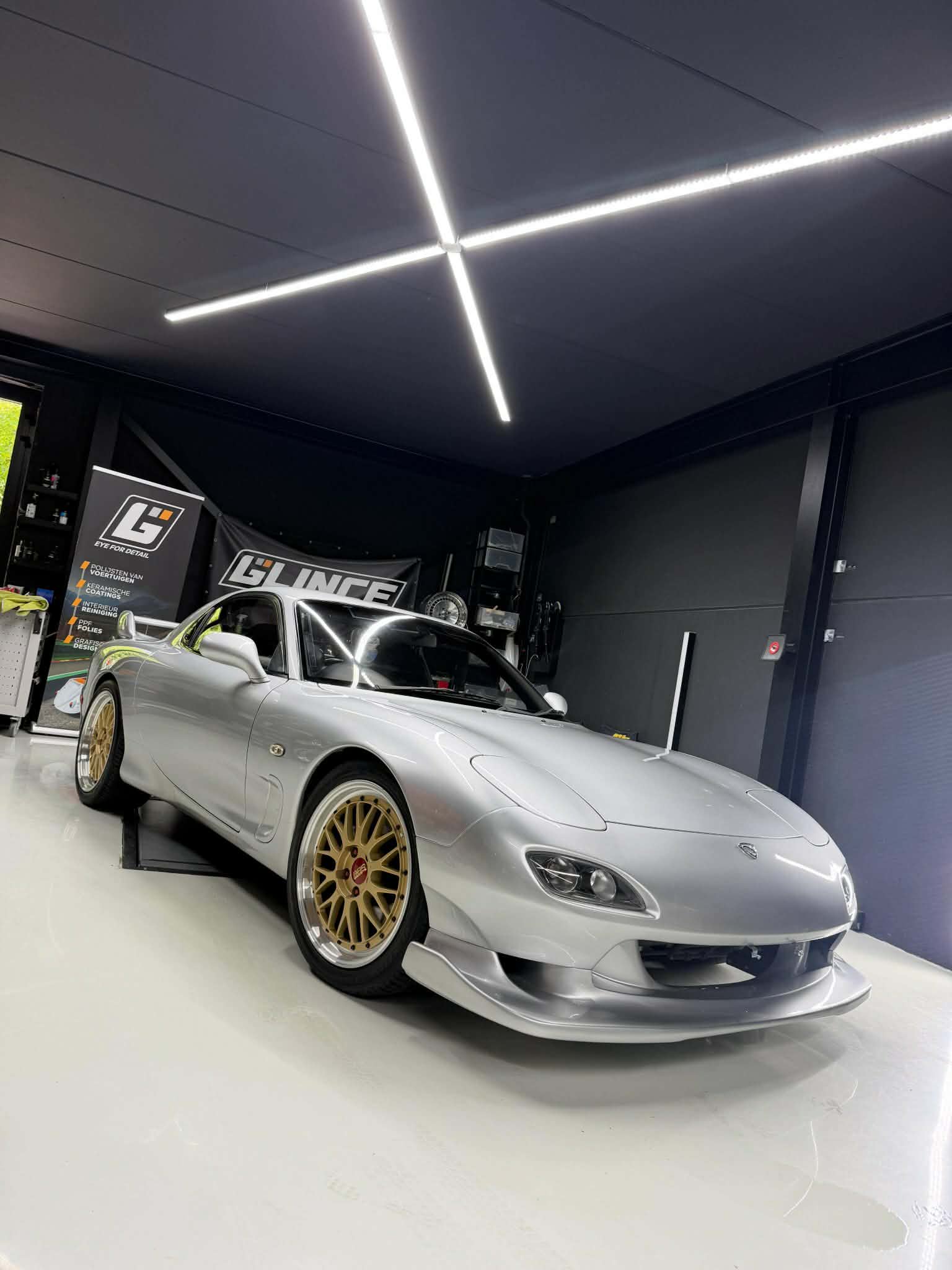 Mazda  RX-7 FD — thumbnail 12