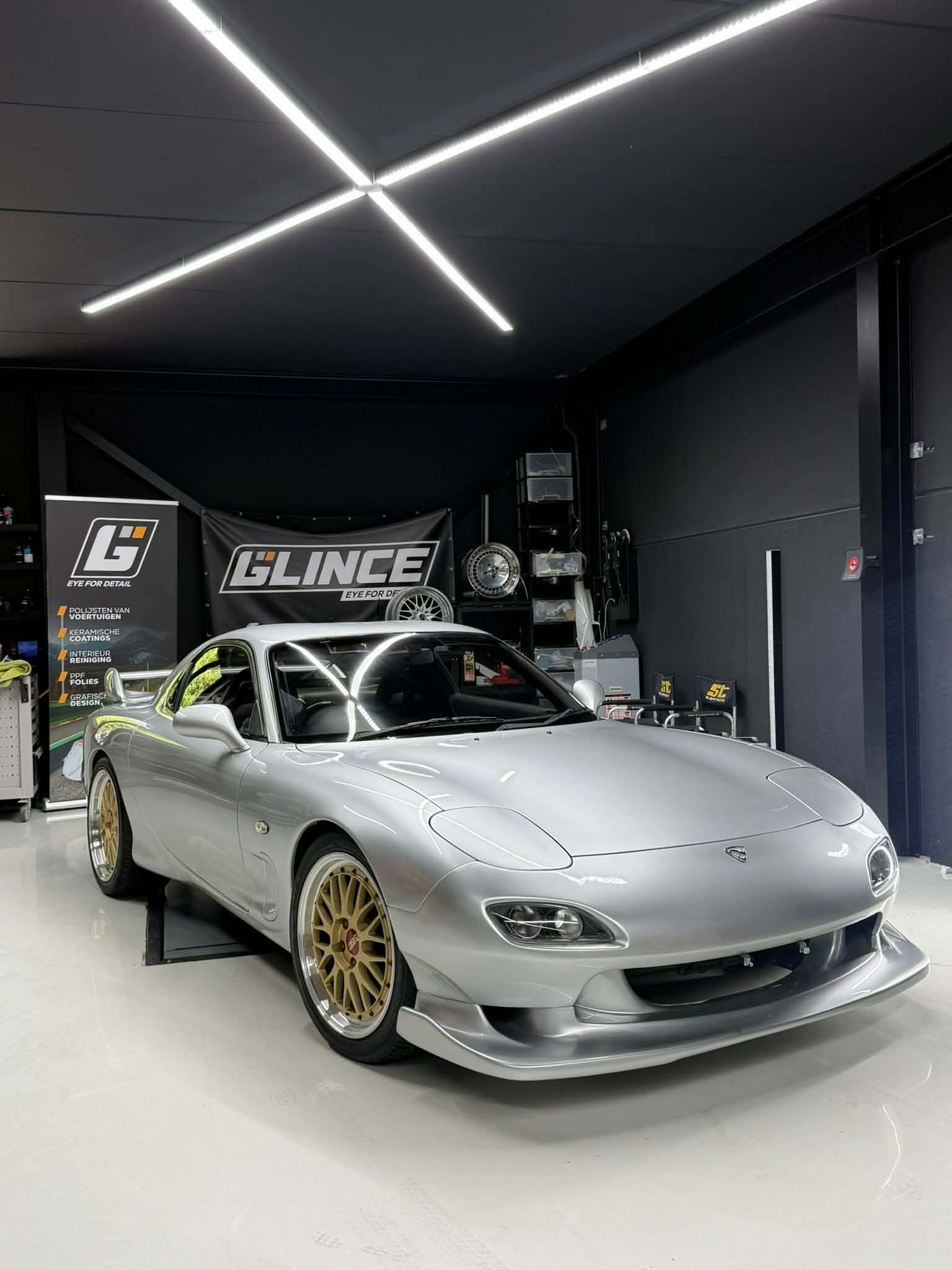 Mazda  RX-7 FD — thumbnail 9