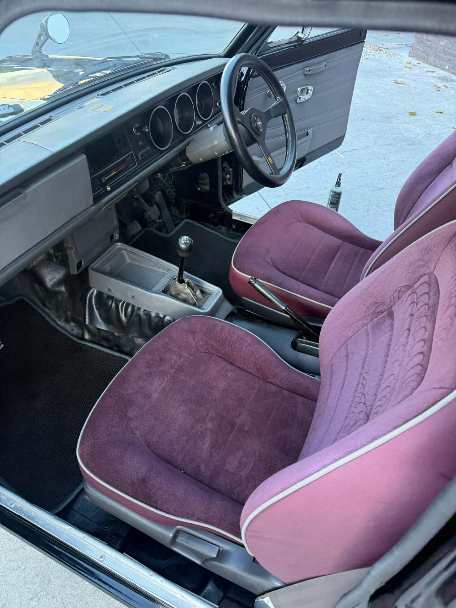 Nissan  Sunny pickup truck — thumbnail 22